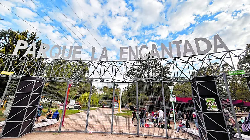 Parque y zoológico La Encantada